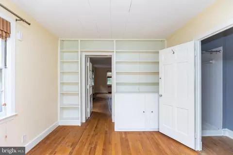 5717 Kenmore Rd, Baltimore, MD 21210 photo 16