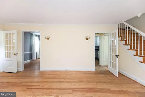 5717 Kenmore Rd, Baltimore, MD 21210 photo 5