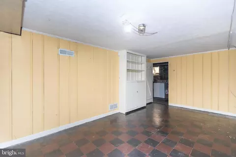 5717 Kenmore Rd, Baltimore, MD 21210 photo 35