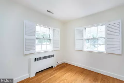 5717 Kenmore Rd, Baltimore, MD 21210 photo 30