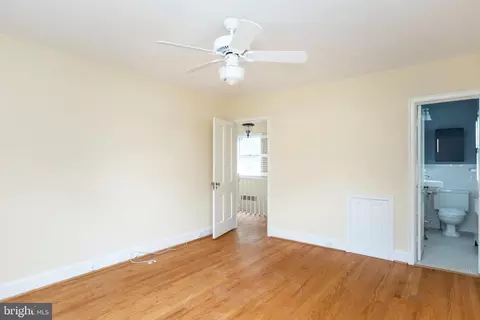 5717 Kenmore Rd, Baltimore, MD 21210 photo 23