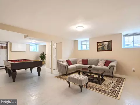 3401 Parklawn Ave, Baltimore, MD 21213 photo 6