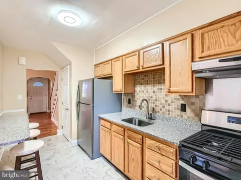3401 Parklawn Ave, Baltimore, MD 21213 photo 4