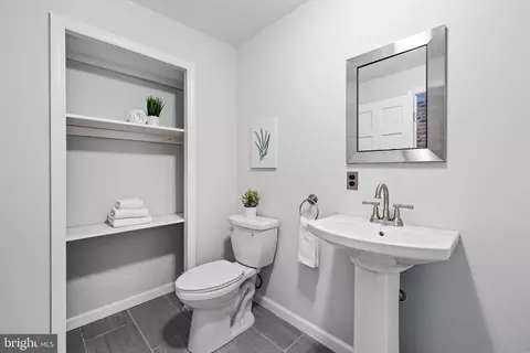 1418 Hull St, Baltimore, MD 21230 photo 18