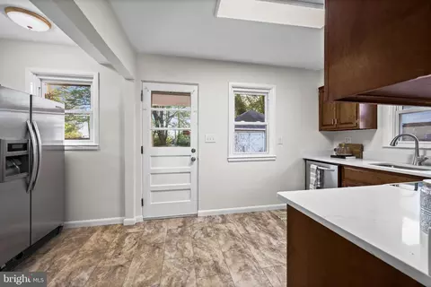 2907 E Strathmore Ave E, Baltimore, MD 21214 photo 12