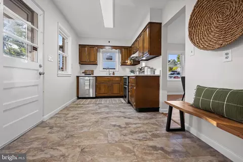 2907 E Strathmore Ave E, Baltimore, MD 21214 photo 8