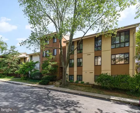 1 Hamill Rd #1F, Baltimore, MD 21210