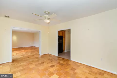 1 Hamill Rd #1F, Baltimore, MD 21210 photo 8
