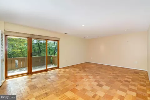 1 Hamill Rd #1F, Baltimore, MD 21210 photo 3