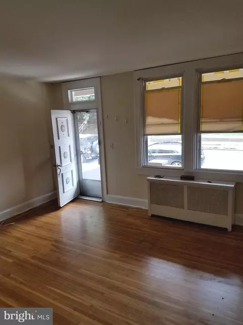 3412 Kenyon Ave, Baltimore, MD 21213 photo 2