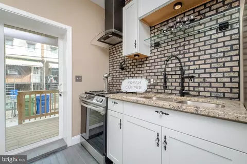 2614 E Biddle St, Baltimore, MD 21213 photo 11