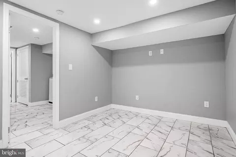 502 E 26th St, Baltimore, MD 21218 photo 20
