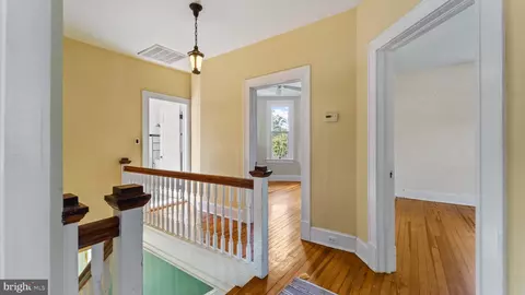 2212 Ken Oak Rd, Baltimore, MD 21209 photo 27