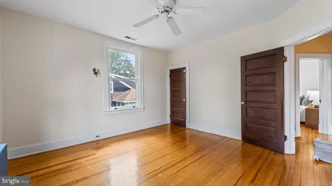 2212 Ken Oak Rd, Baltimore, MD 21209 photo 32