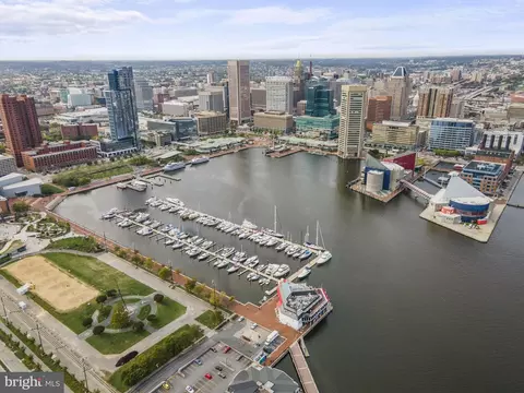 100 Harborview Dr #PH3C, Baltimore, MD 21230 photo 2