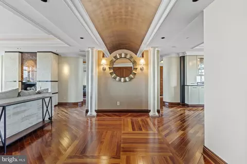 100 Harborview Dr #PH3C, Baltimore, MD 21230 photo 9