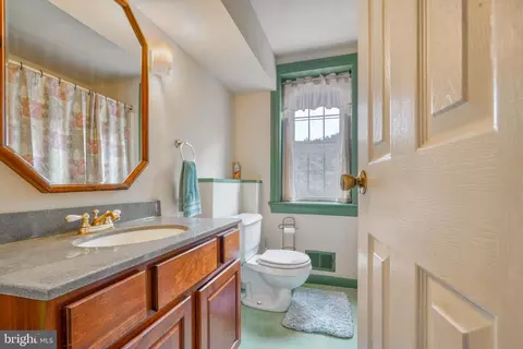 730 S Wolfe St, Baltimore, MD 21231 photo 21