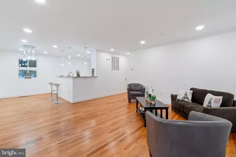 4507 Hamilton Ave, Baltimore, MD 21206 photo 3