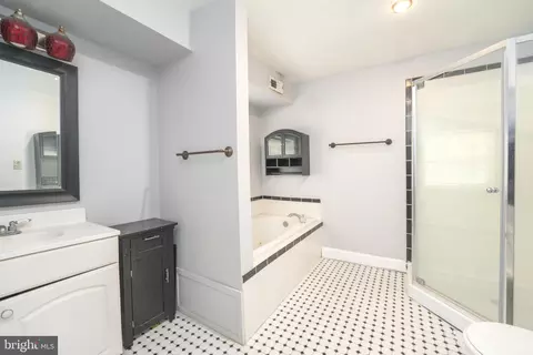1834 E Pratt St E, Baltimore, MD 21231 photo 10