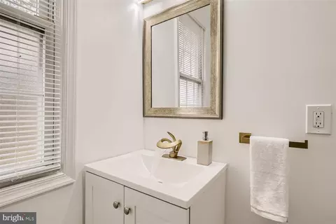 4504 Powell Ave, Baltimore, MD 21206 photo 17