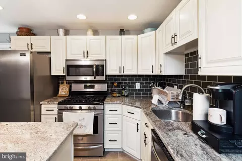 3900 Falls Rd, Baltimore, MD 21211 photo 7