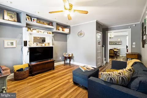 3900 Falls Rd, Baltimore, MD 21211 photo 4
