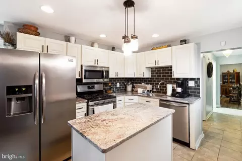 3900 Falls Rd, Baltimore, MD 21211 photo 9