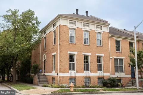 1200 S Streeper St, Baltimore, MD 21224 photo 2