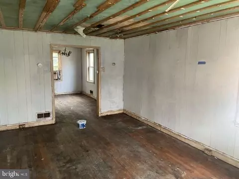 3727 Lyndale Ave, Baltimore, MD 21213 photo 2