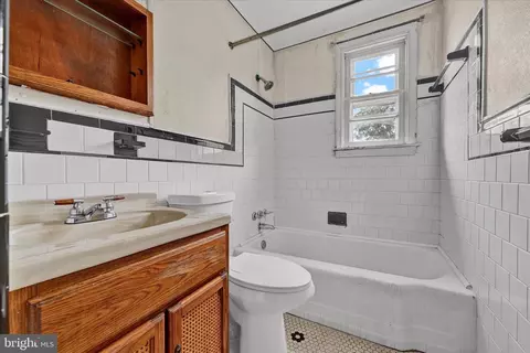 5917 Plumer Ave, Baltimore, MD 21206 photo 12