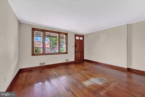 5917 Plumer Ave, Baltimore, MD 21206 photo 5