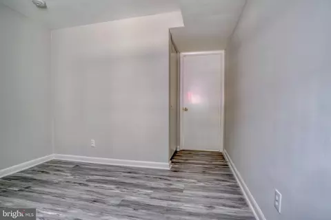 Entry Way - 516 Wyeth St, Baltimore, MD 21230 photo 1 of 1
