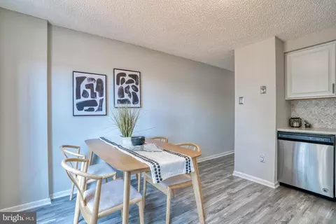 Dining - 516 Wyeth St, Baltimore, MD 21230 photo 1 of 1