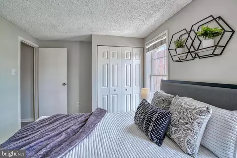 Bedroom - 516 Wyeth St, Baltimore, MD 21230 photo 3 of 3