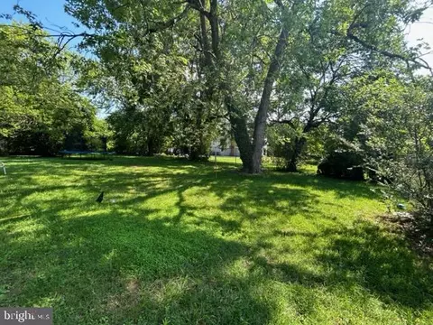 5520 Radecke Ave, Baltimore, MD 21206 photo 2