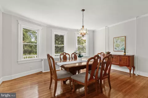 2107 Carterdale Rd, Baltimore, MD 21209 photo 10