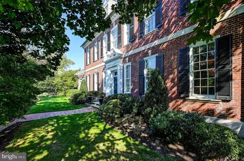 3805 Greenway, Baltimore, MD 21218