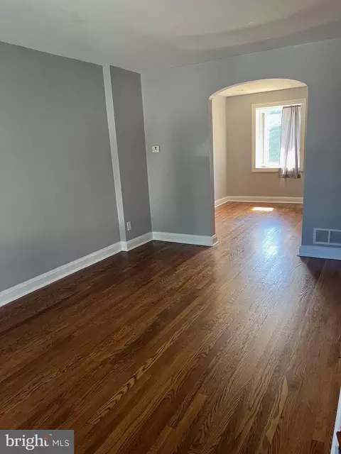 3305 Ingleside Ave, Baltimore, MD 21215 photo 3