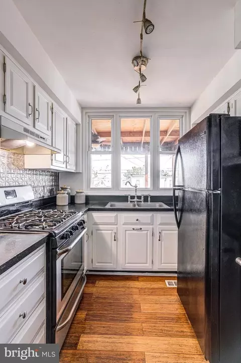 1923 Griffis Ave, Baltimore, MD 21230 photo 17