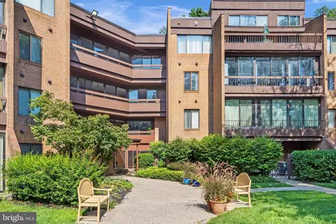 6350 Red Cedar Pl #410, Baltimore, MD 21209