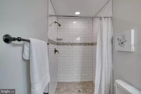 2436 Fleet St, Baltimore, MD 21224 photo 26
