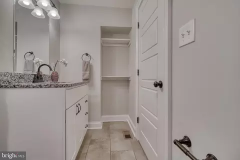 2436 Fleet St, Baltimore, MD 21224 photo 18