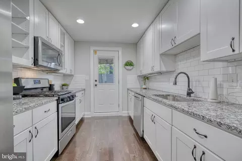 2436 Fleet St, Baltimore, MD 21224 photo 10