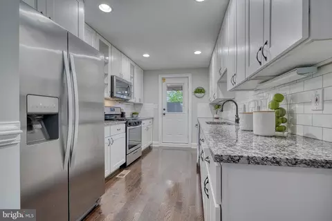 2436 Fleet St, Baltimore, MD 21224 photo 8