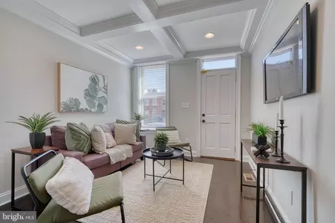 2436 Fleet St, Baltimore, MD 21224