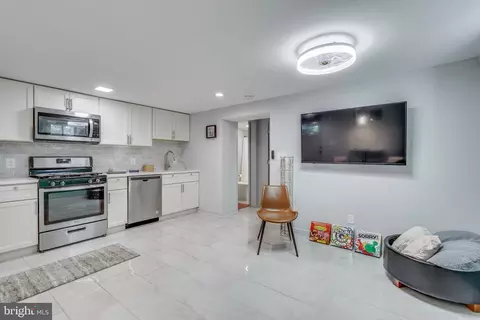 4700 Duncrest Ave, Baltimore, MD 21206 photo 50