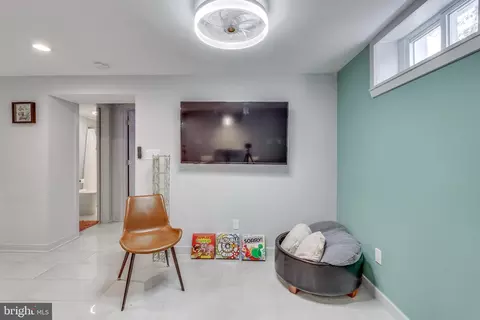 4700 Duncrest Ave, Baltimore, MD 21206 photo 51