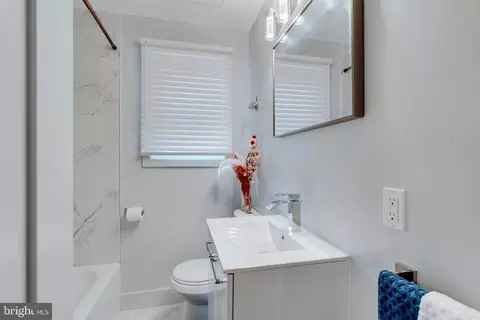 4700 Duncrest Ave, Baltimore, MD 21206 photo 35