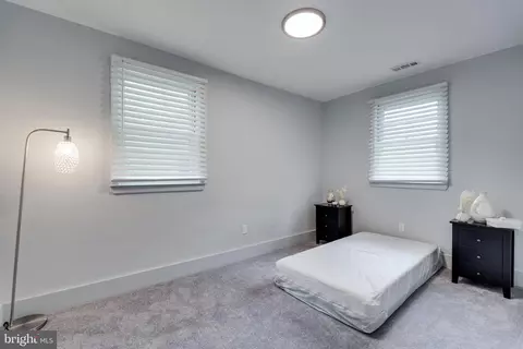 4700 Duncrest Ave, Baltimore, MD 21206 photo 27