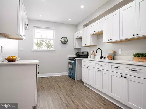 2929 Mcelderry St, Baltimore, MD 21205 photo 6